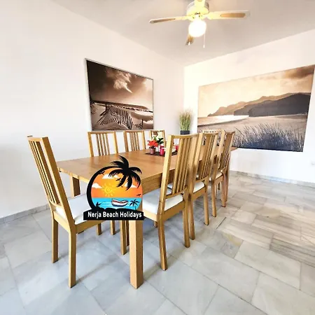 Modern 3 Bedroom Near Burriana Апартаменты Нерха