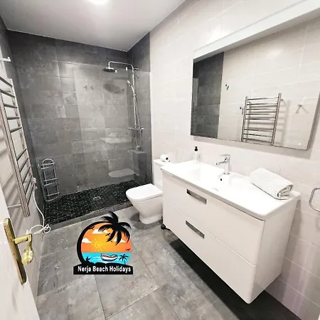 Modern 3 Bedroom Near Burriana * ネルハ